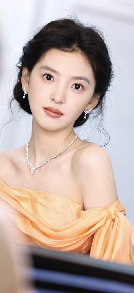 图片[2]-绝色芳华-章若楠-进入