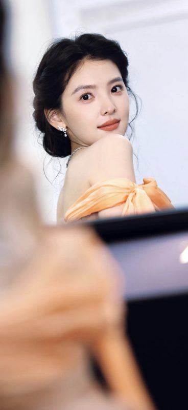 绝色芳华-章若楠-进入